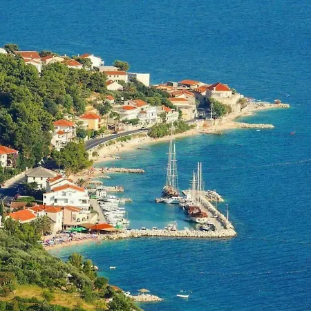 Apartament Petar Btw. Split And Omis Jesenice (Split-Dalmatia)