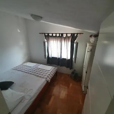 Petar Btw. Split And Omis Apartament