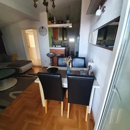 Petar Btw. Split And Omis Apartament Jesenice (Split-Dalmatia)