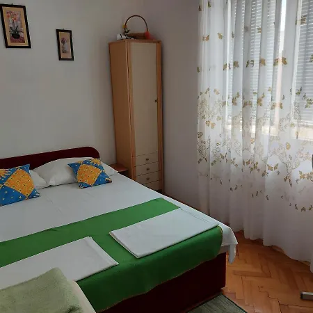 Apartament Petar Btw. Split And Omis *