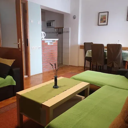 Petar Btw. Split And Omis Apartament Jesenice (Split-Dalmatia)
